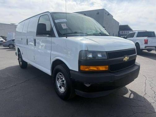 Summit White 2021 Chevrolet Express 2500 RWD 2500 Regular Wheelbase WT