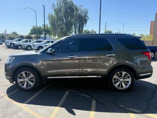 Magnetic Metallic 2018 Ford Explorer Limited