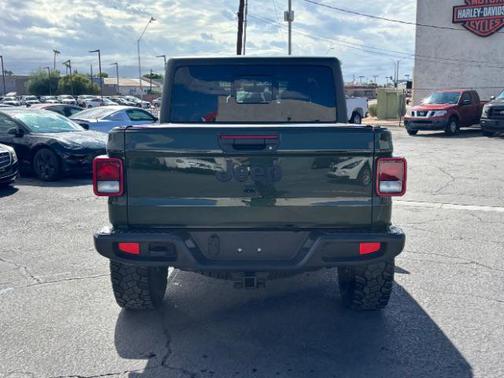 Sarge Green Clearcoat 2022 Jeep Gladiator Sport S