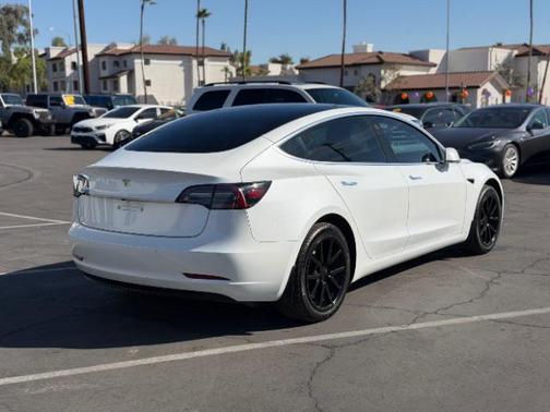 2020 Tesla Model 3 Standard Range Plus