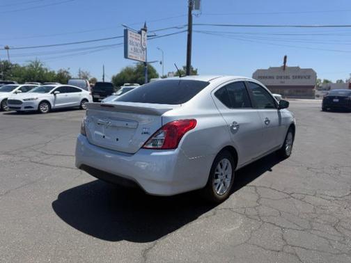 2019 Nissan Versa 1.6 SV