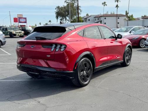 2022 Ford Mustang Mach-E California Route 1