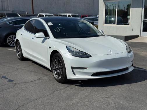 2020 Tesla Model 3 Standard Range Plus