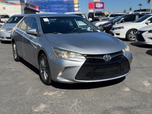 2015 Toyota Camry SE