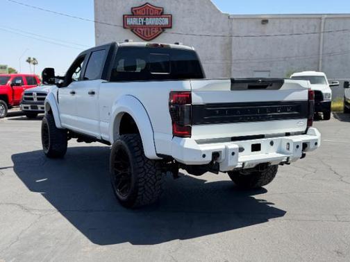 Star White Metallic Tri-Coat 2022 Ford F-250 Platinum