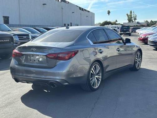 2018 INFINITI Q50 Hybrid Base