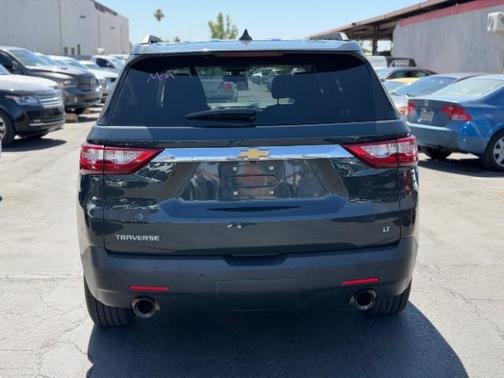 Graphite Metallic 2019 Chevrolet Traverse LT Cloth