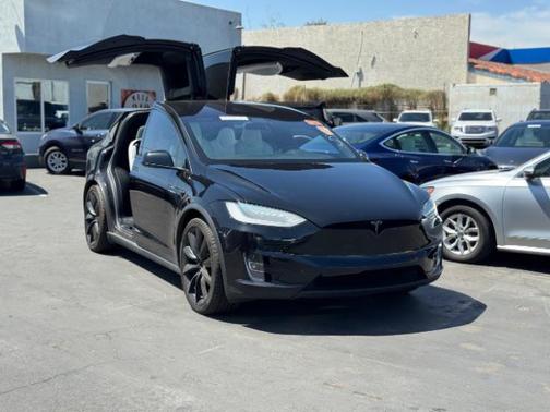 2018 Tesla Model X 75D