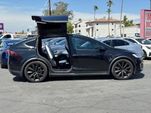 2018 Tesla Model X 75D