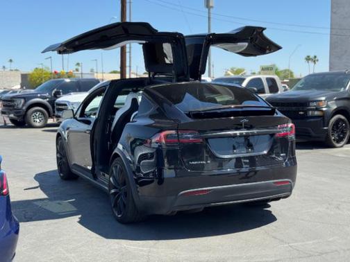 2018 Tesla Model X 75D