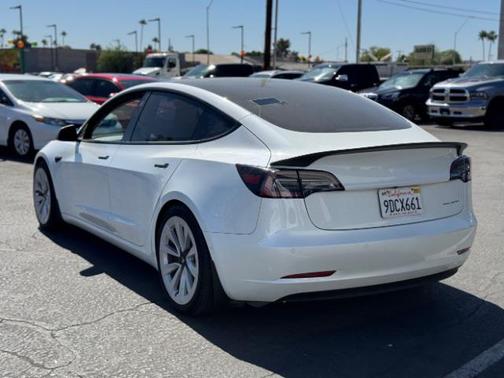 2022 Tesla Model 3 Long Range