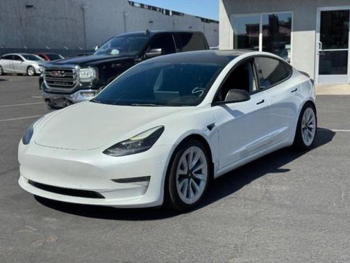 2022 Tesla Model 3 Long Range