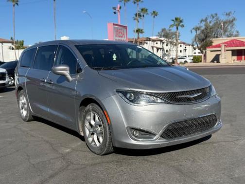 2019 Chrysler Pacifica Touring Plus