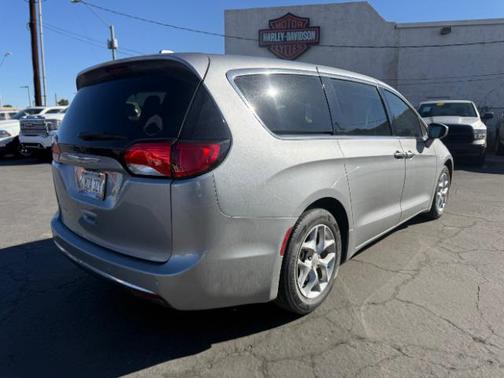 2019 Chrysler Pacifica Touring Plus