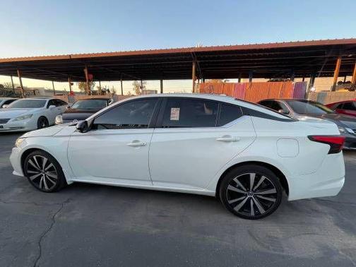 2021 Nissan Altima SR Intelligent AWD