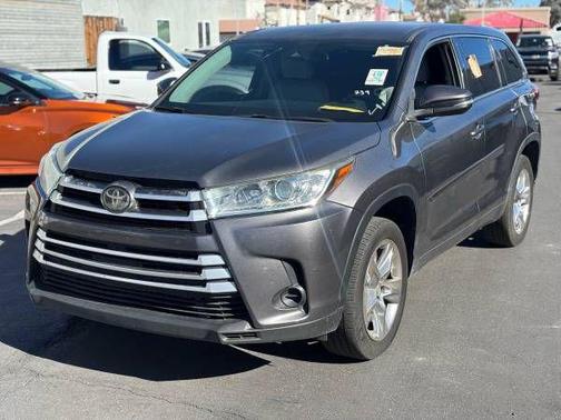 2017 Toyota Highlander LE