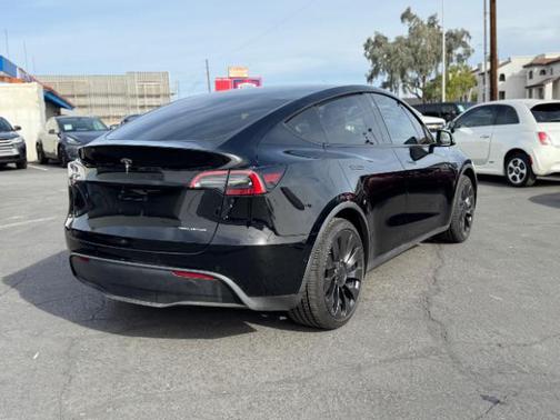 2021 Tesla Model Y Standard Range Rear-Wheel Drive