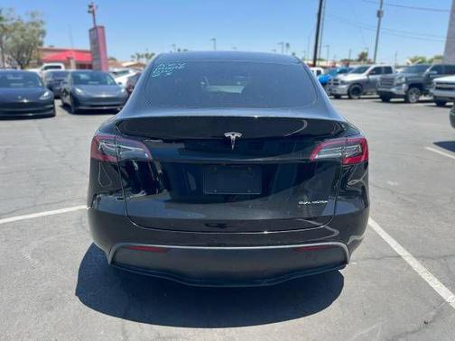2021 Tesla Model Y Standard Range Rear-Wheel Drive