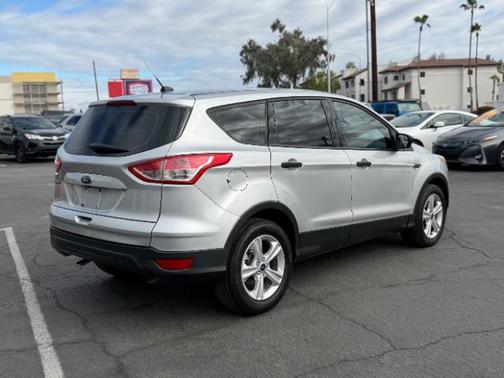 2016 Ford Escape S