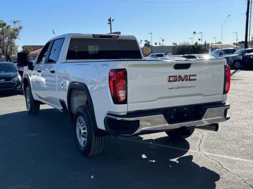 2022 GMC Sierra 2500 Pro