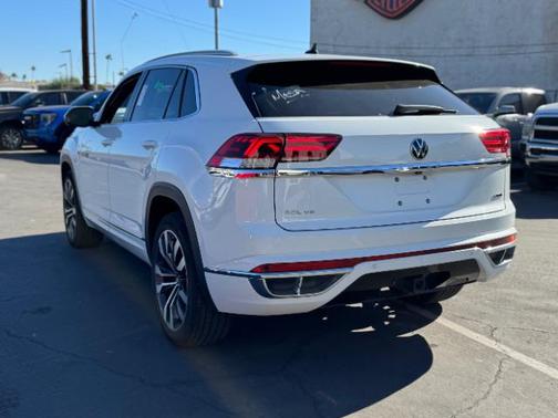 2021 Volkswagen Atlas Cross Sport 3.6L V6 SEL R-Line