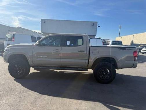 2017 Toyota Tacoma TRD Sport