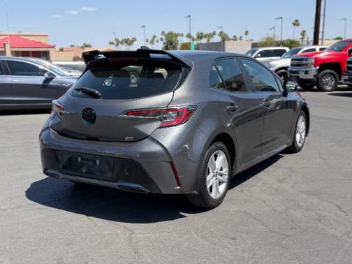 Classic Silver Metallic 2022 Toyota Corolla SE