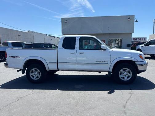 Natural White 2002 Toyota Tundra Limited Access Cab