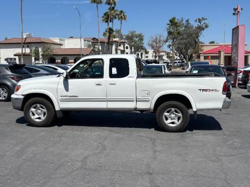 Natural White 2002 Toyota Tundra Limited Access Cab