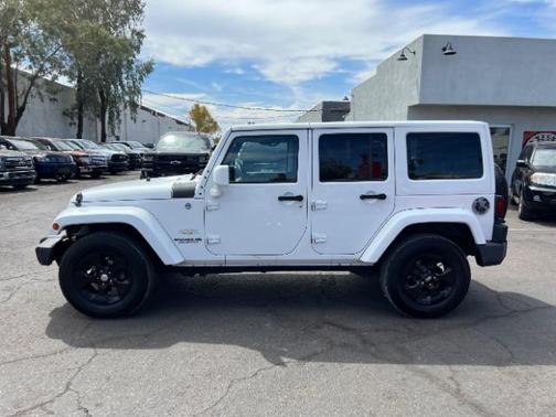 2013 Jeep Wrangler Unlimited Sahara
