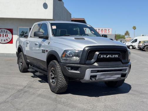 Bright Silver Metallic Clearcoat 2016 RAM 1500 Rebel