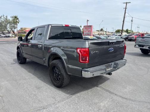 Ruby Red Metallic Tinted Clearcoat 2016 Ford F-150 Lariat