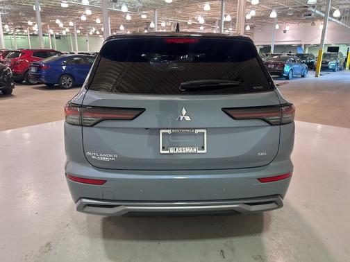 2025 Mitsubishi Outlander SEL