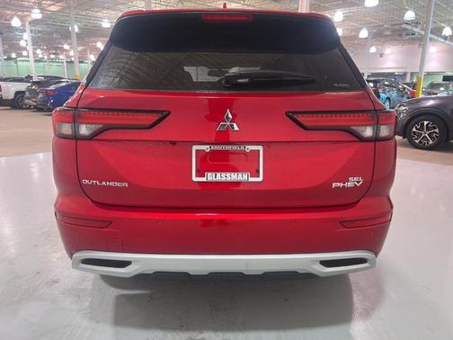 2025 Mitsubishi Outlander PHEV SEL