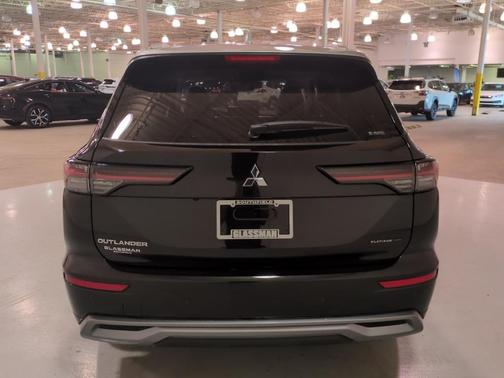 2025 Mitsubishi Outlander Platinum Edition