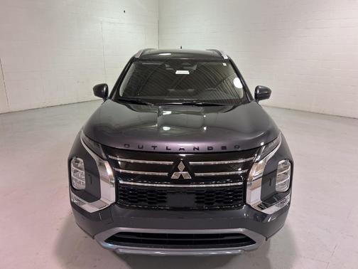 2025 Mitsubishi Outlander SEL