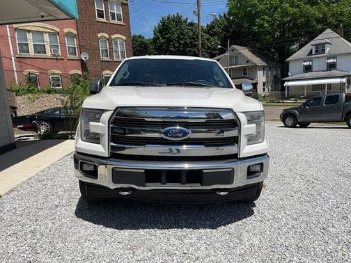 White Platinum Metallic Tri-Coat 2016 Ford F-150 Lariat