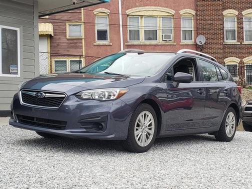 Carbide Gray Metallic 2017 Subaru Impreza 2.0i Premium