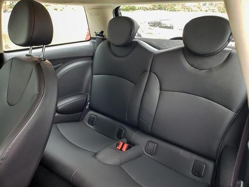 2011 MINI Cooper Base