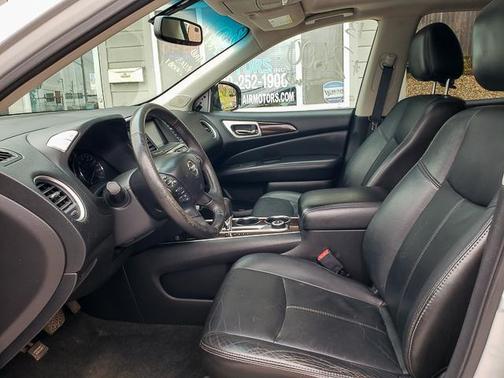 2013 Nissan Pathfinder SL