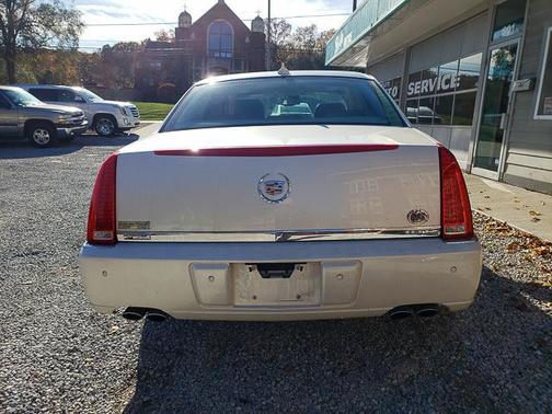 2010 Cadillac DTS Premium Collection