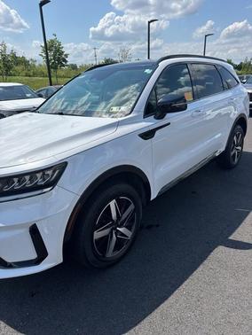 White Pearl 2021 Kia Sorento EX