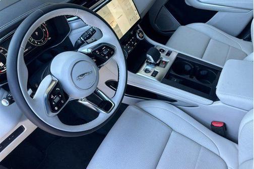 1AA/White 2026 Jaguar F-PACE R-Dynamic S P250 AWD Automatic