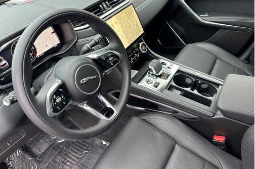 2024 Jaguar F-PACE R-Dynamic S P250 AWD Automatic