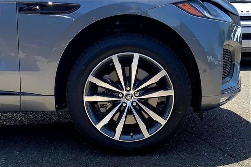 Eiger Grey Metallic 2026 Jaguar F-PACE R-Dynamic S P250 AWD Automatic