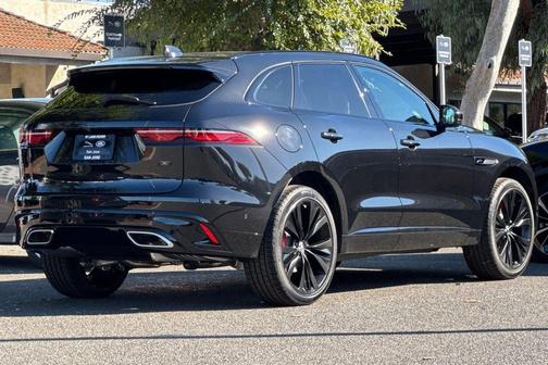 Santorini Black Metallic 2026 Jaguar F-PACE R-Dynamic S P400 AWD Automatic