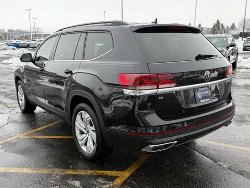 2022 Volkswagen Atlas 2.0T SE w/Technology