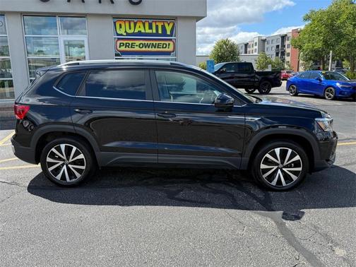 2023 Volkswagen Taos 1.5T SE