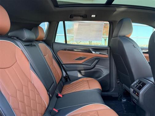 2026 Volkswagen Tiguan 2.0T SEL