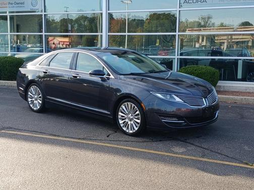 2014 Lincoln MKZ Base